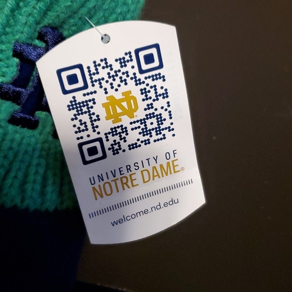 NWT Norte Dame Mittens - Picture 5 of 6